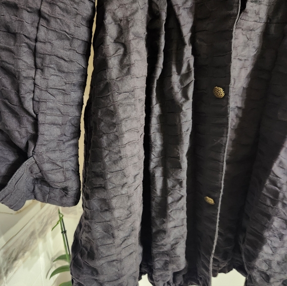 Women's Black Jacket - Picture 4 of 7